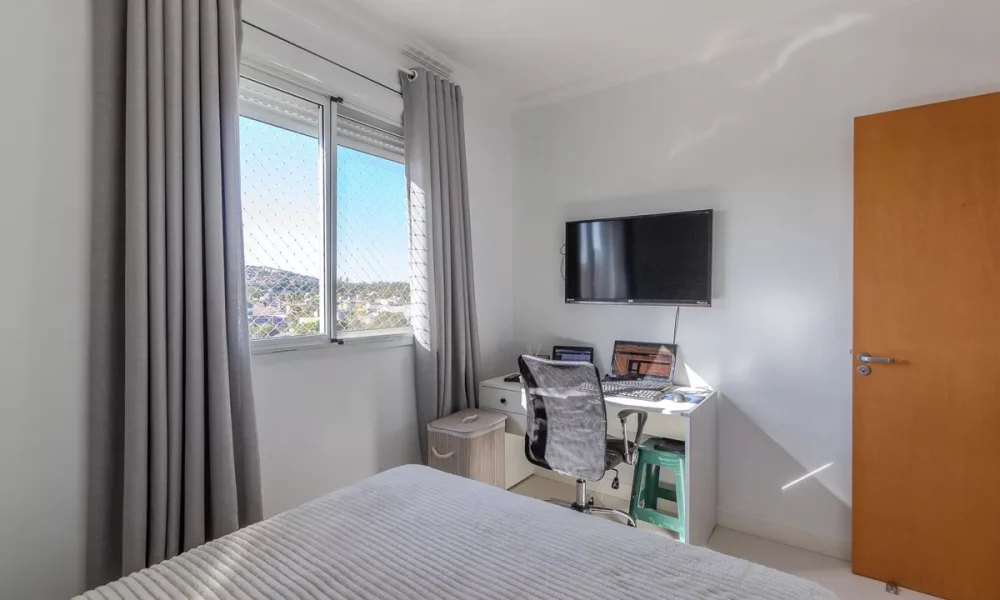 original894907168-302.3095374485795MG0012